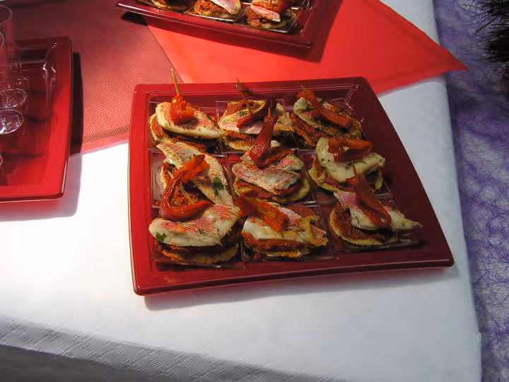 Assiette rouge