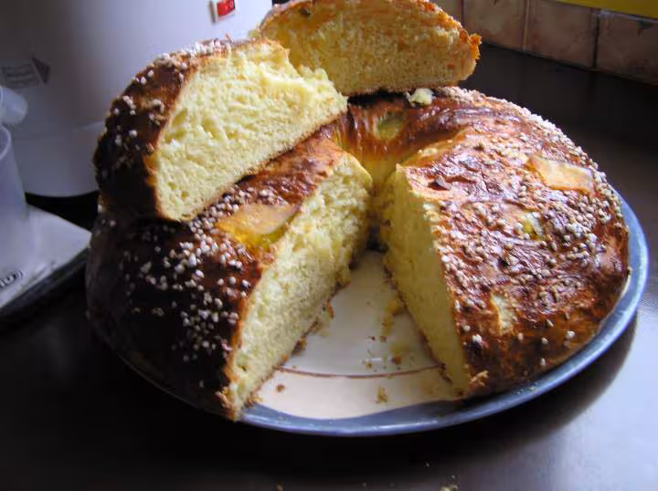Brioche bordelaise coupee 9 02 07