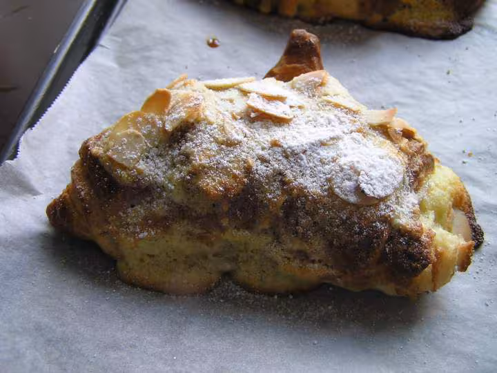 Croissant aux amandes