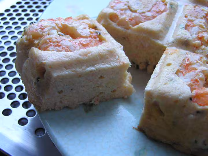 Morceau de terrine de saumon aux crevettes 30 09 09