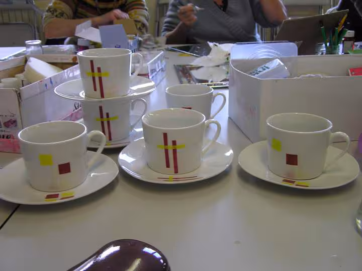 Tasses decorees 2 12 08