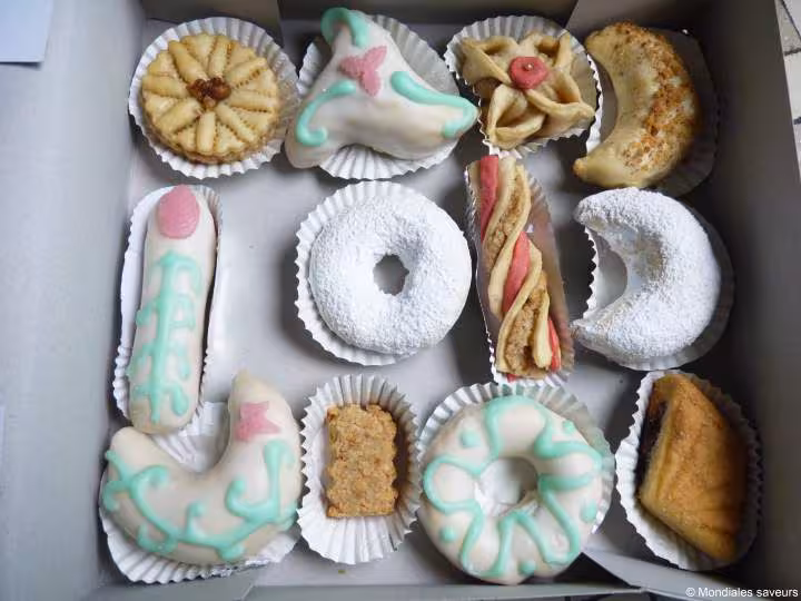 Boite de patisseries orientales