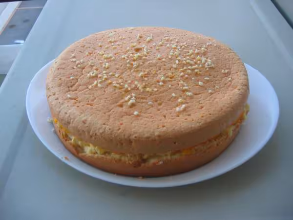 Gateau de savoie creme patissiere peches