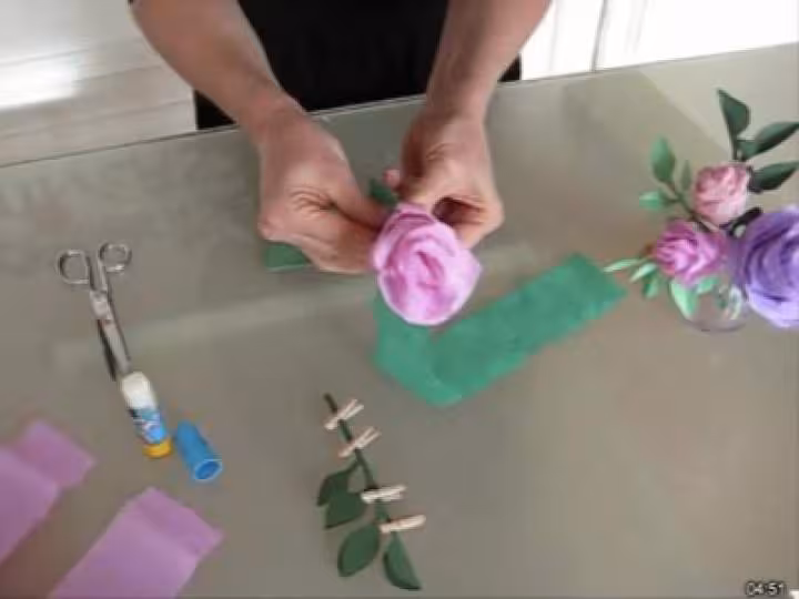 Rose crepon