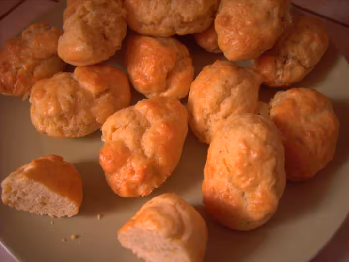 Madeleines aux roquefort