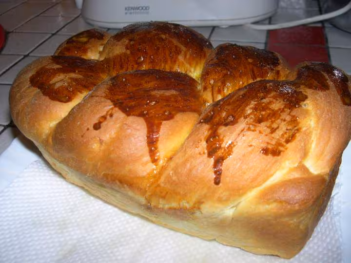 Brioche a la machine a pain puis cuite au four