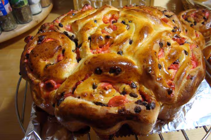 Brioche aux pepites de chocolat et pralines roses