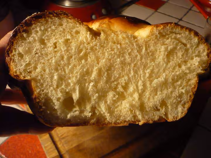 Brioche nanterre en coupe