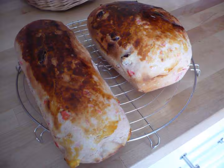 Brioches aux fruits confits tout levain