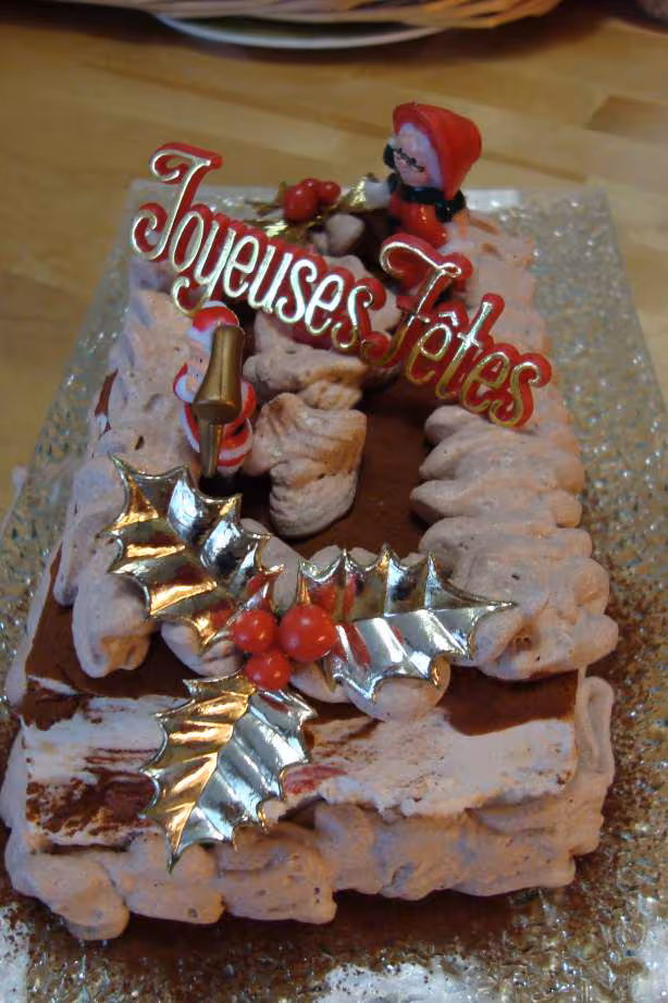 Buche de noel a la clementine et creme de marron