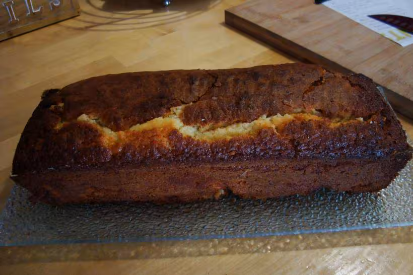 Gateau au yaourt poires pralines roses