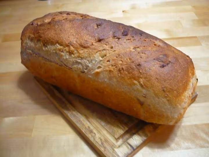 Pains de seigle aux lardons et herbes de provence