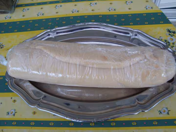 Pate roulee sous film
