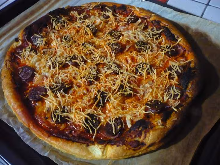 Pizza au chorizo