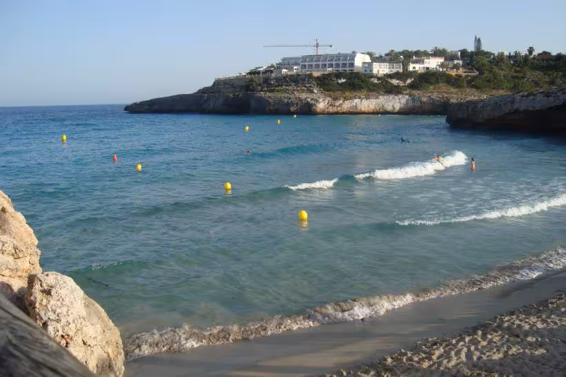 Une des plages a 500 m a droite de l hotel