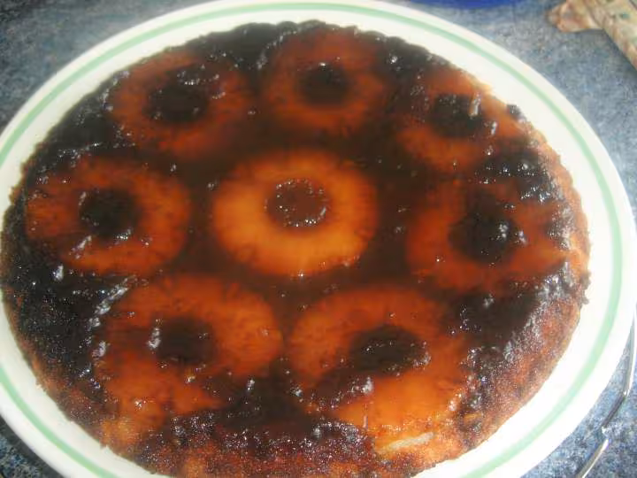 Gateau ananas du 27 01 08 anniversaire doudoud