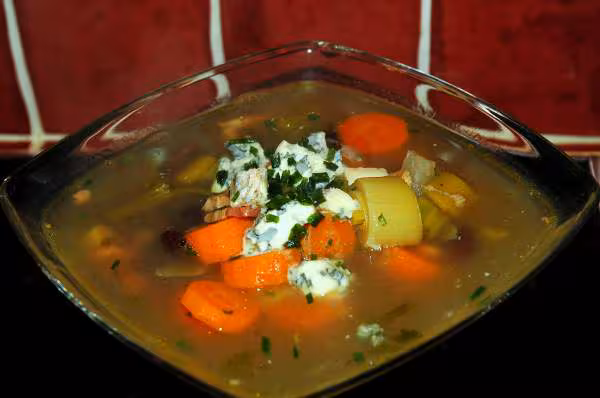 Soupe de legumes au roquefort
