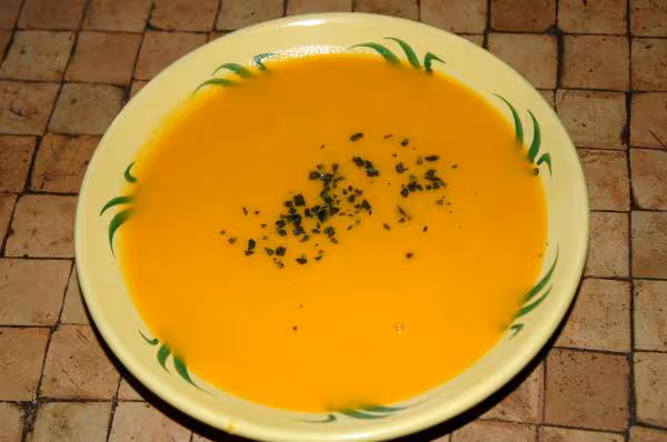 Veloute de carottes a l orange et epices