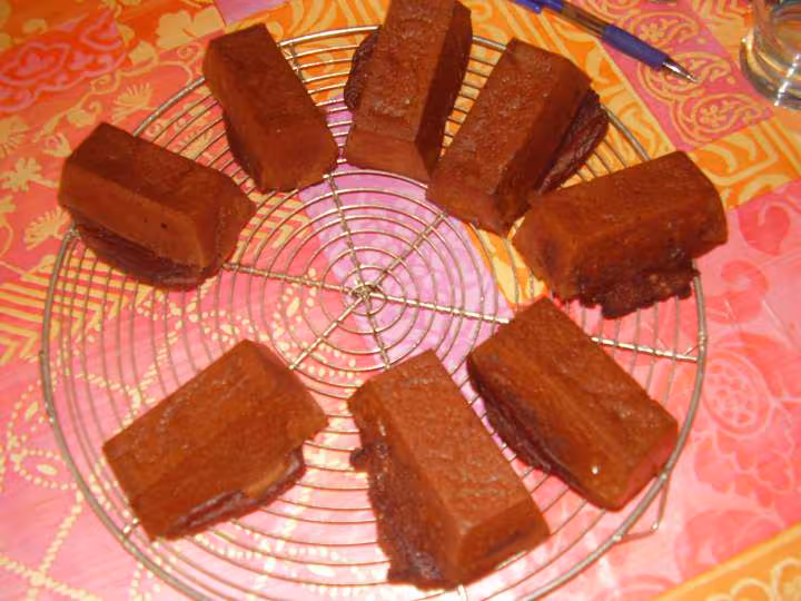 Moelleux au chocolat et aux epices avant la degustation