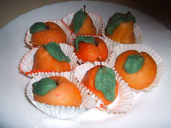 Fruit en pate d amande