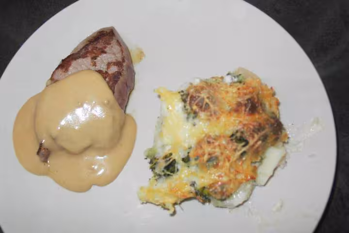 Pave de boeuf sauce au poivre