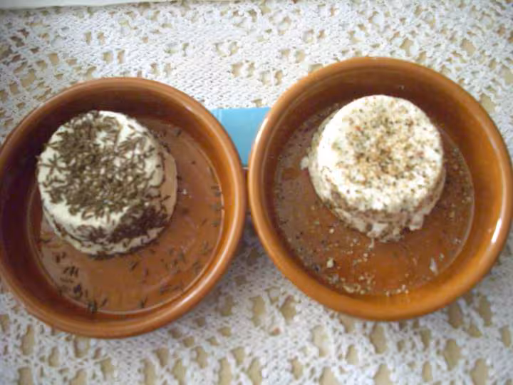 Fromages aux 5 baies et l autre au cumin