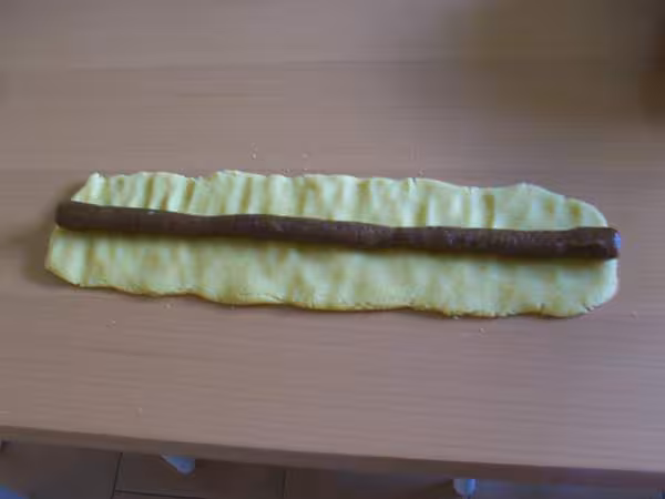 Makroudes 2