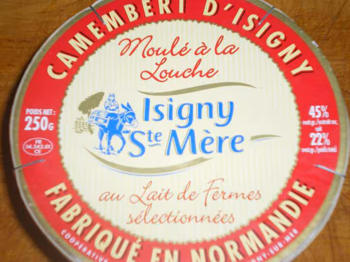 Camenbert en croute avec compotee de mangue
