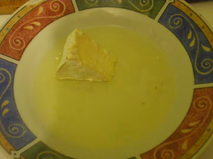 Camenbert en croute avec compotee de mangue