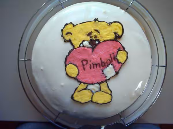 Pimboli sur gateau glacage au fromage frais