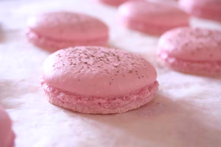 Macarons a la rose