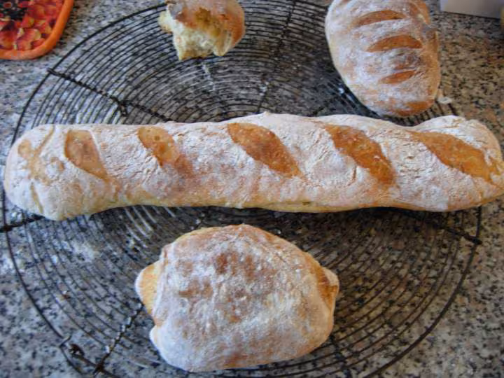 Pains sans petrissage au petit lait