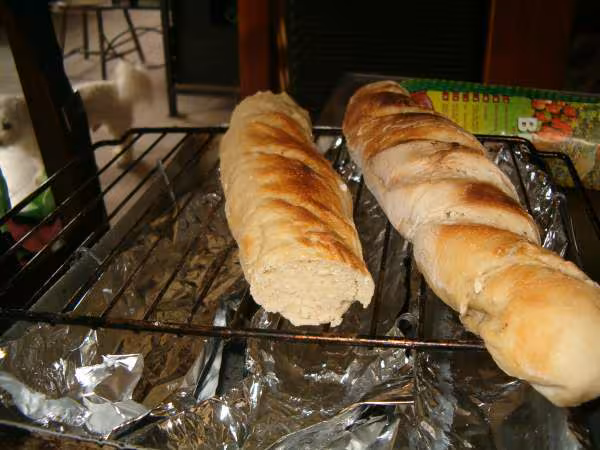Baguette sur poolischde serise cuittes faconanimo