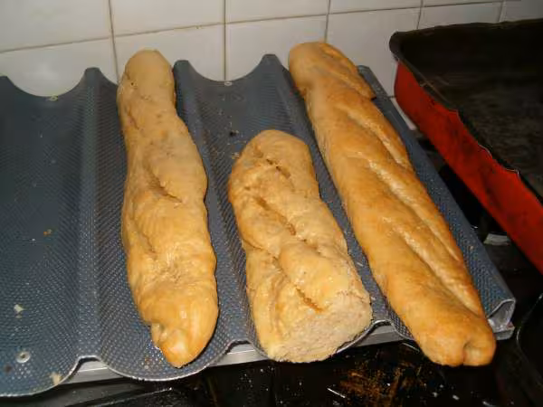 Baguette sur poolischde serise cuittes faconanimo4
