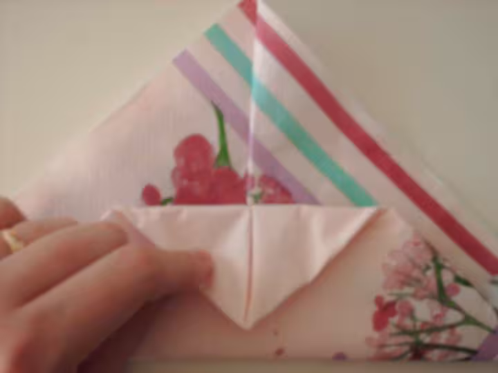 Pliage de serviette pour la table