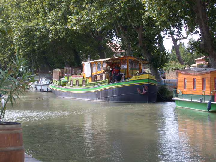 Canal du midi a le sommail