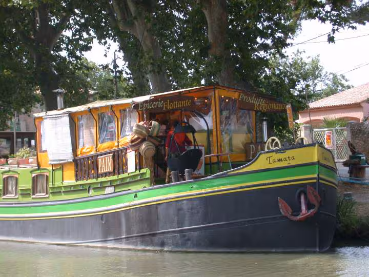 Canal du midi a le sommail