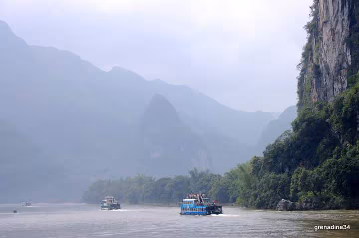 Croisiere sur la riviere li reputee pour la peche aux cormorans