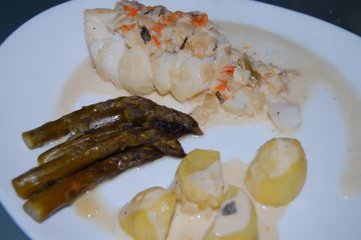 Dos de cabillaud aux petit legumes