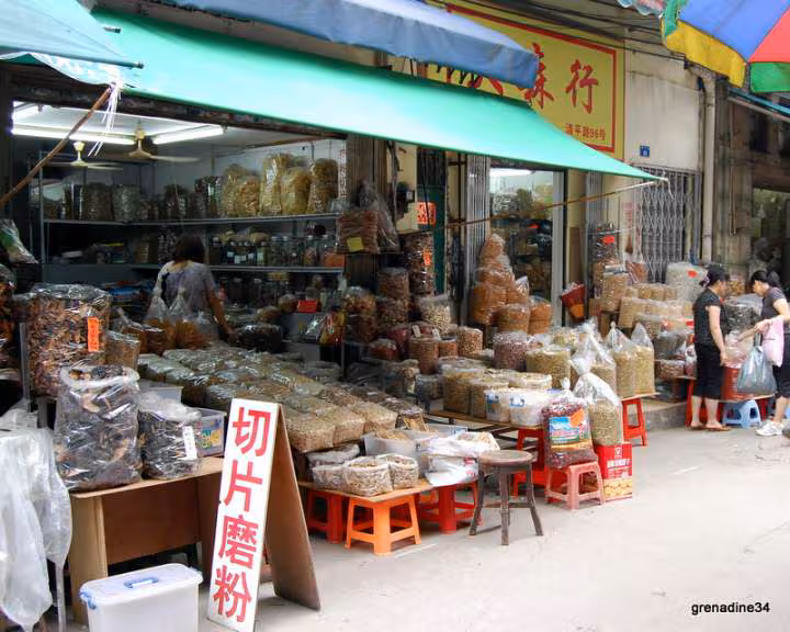 Marche de qingping a canton