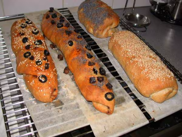 Pain olives oignons chorizo pain bacon gruyere