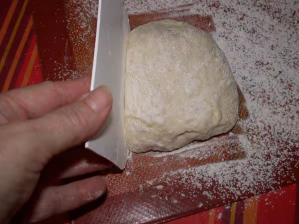 Pain sans petrissage faconnage