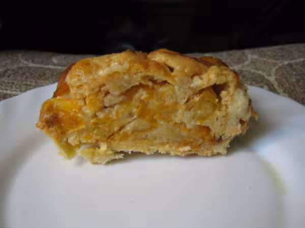 Tarte aux mirabelles en coupe