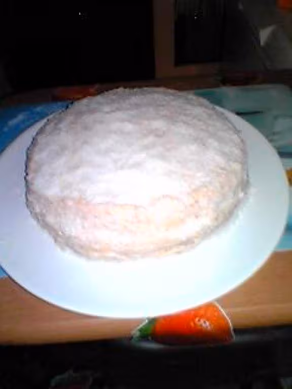 Gros gateau d anniversaire a la noix de coco