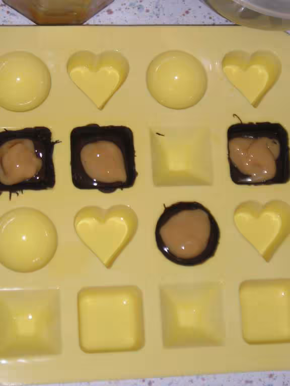 Chocolat pralinoise confiture de lait caramel 1e etape