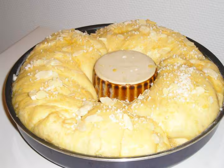 Couronnes tressee a la creme d amande
