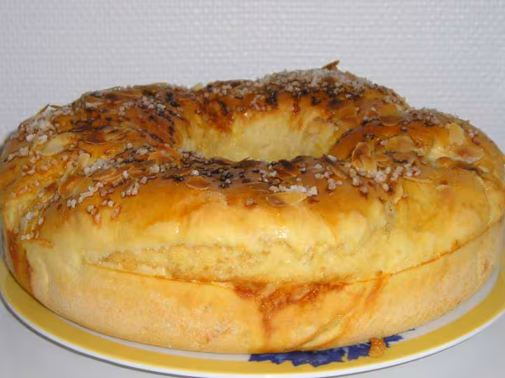 Couronnes tressee a la creme d amande
