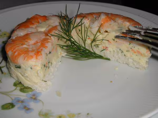 Entremet aux crevettes et beurre aneth coriandre coupe