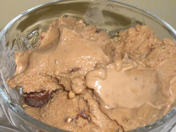 Glace pralinee aux ferrero rochers