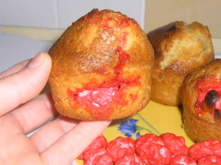 Muffins aux pralines roses